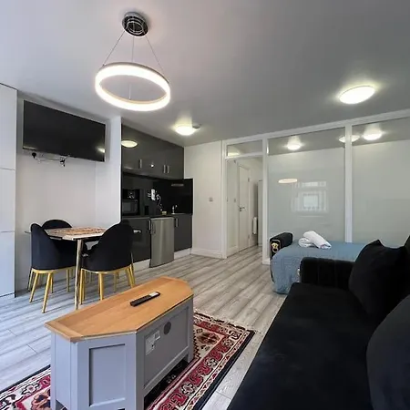 Golders Green - Modern One Bed Property